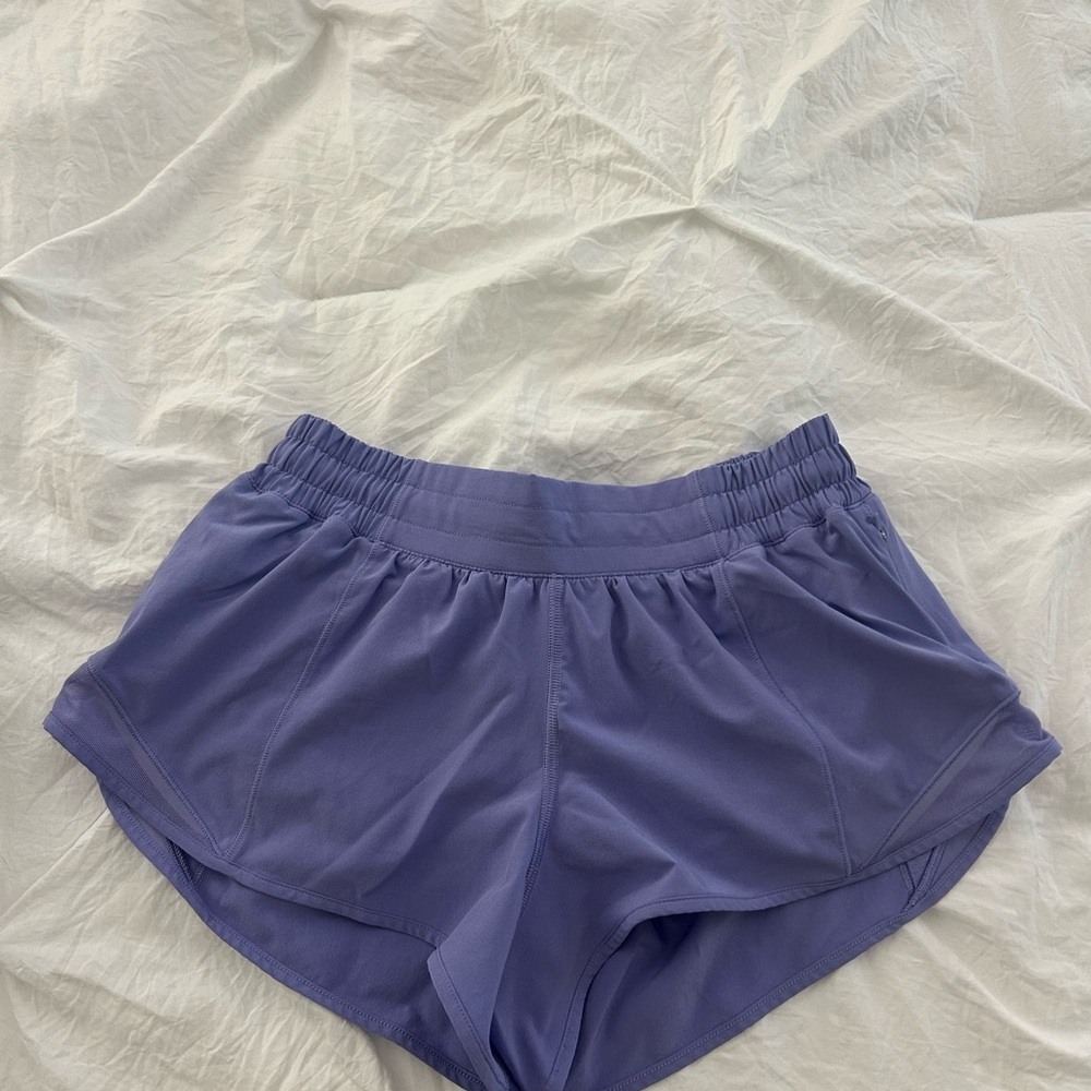Lululemon Hotty Hot Low Rise 2.5” Purple Shorts Size 6